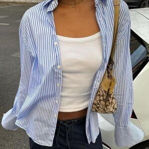 Vineyard Vines Women’s Striped Blue Button Down Shirt